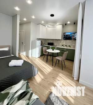 Студия квартира, посуточно, 30м2, 21/24 этаж