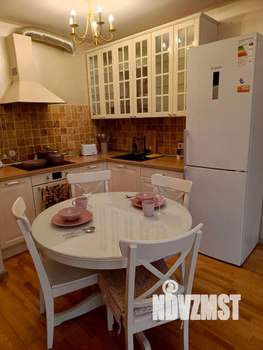 Студия квартира, посуточно, 30м2, 2/10 этаж