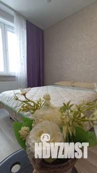 Студия квартира, посуточно, 30м2, 13/25 этаж