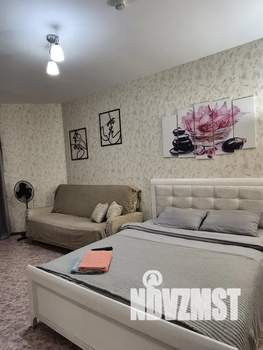 Студия квартира, посуточно, 43м2, 11/20 этаж