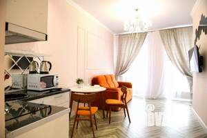 1-к квартира, посуточно, 45м2, 1/1 этаж