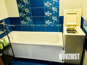 Студия квартира, посуточно, 40м2, 3/9 этаж