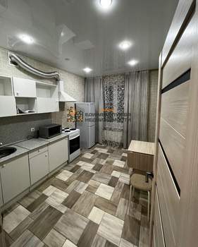 1-к квартира, на длительный срок, 37м2, 4/8 этаж