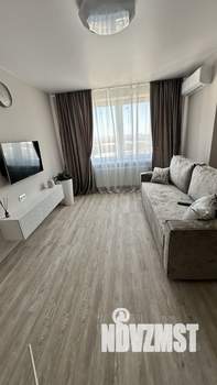1-к квартира, посуточно, 40м2, 19/25 этаж
