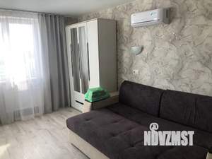 Студия квартира, посуточно, 35м2, 8/20 этаж