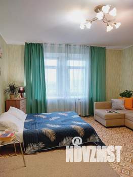 2-к квартира, посуточно, 100м2, 1/1 этаж