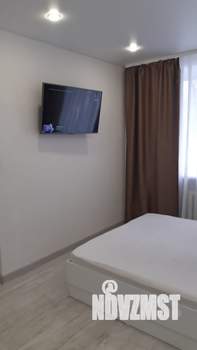 1-к квартира, посуточно, 33м2, 2/5 этаж