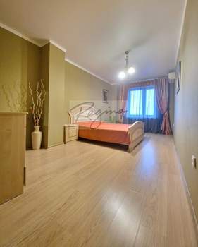 3-к квартира, на длительный срок, 100м2, 8/9 этаж