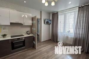 2-к квартира, посуточно, 42м2, 3/25 этаж