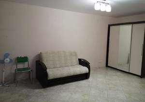 Студия квартира, на длительный срок, 32м2, 1/5 этаж