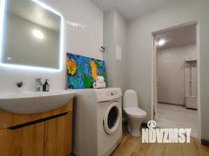 1-к квартира, посуточно, 42м2, 8/18 этаж