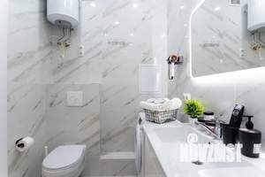 Студия квартира, посуточно, 38м2, 4/20 этаж