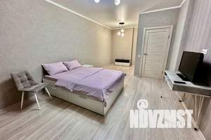 1-к квартира, посуточно, 40м2, 18/18 этаж