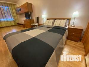 1-к квартира, посуточно, 50м2, 2/9 этаж