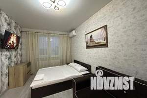 1-к квартира, посуточно, 40м2, 21/25 этаж