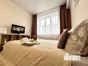 1-к квартира, посуточно, 42м2, 5/25 этаж