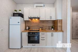 1-к квартира, посуточно, 42м2, 9/25 этаж