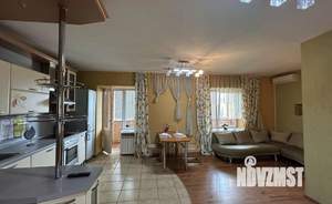 3-к квартира, посуточно, 55м2, 1/1 этаж