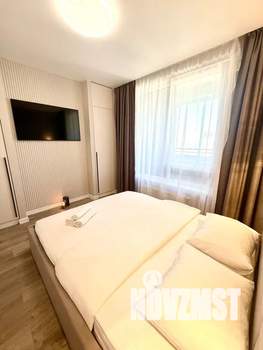 2-к квартира, посуточно, 45м2, 16/28 этаж