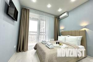 1-к квартира, посуточно, 42м2, 13/18 этаж