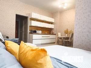 Студия квартира, посуточно, 37м2, 2/14 этаж