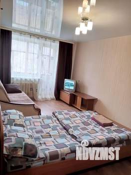 1-к квартира, посуточно, 33м2, 2/10 этаж