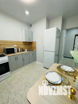 1-к квартира, посуточно, 35м2, 12/24 этаж