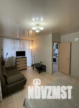 1-к квартира, посуточно, 33м2, 1/1 этаж