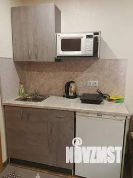 Студия квартира, посуточно, 15м2, 1/12 этаж