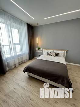 1-к квартира, посуточно, 35м2, 18/31 этаж