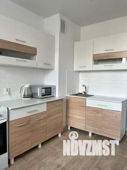 1-к квартира, посуточно, 40м2, 2/15 этаж