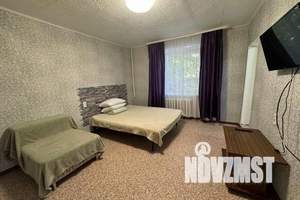 1-к квартира, посуточно, 30м2, 1/9 этаж