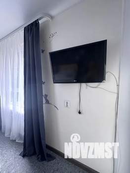 1-к квартира, посуточно, 35м2, 1/25 этаж