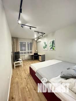 1-к квартира, посуточно, 36м2, 20/25 этаж