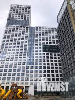 Студия квартира, посуточно, 35м2, 13/28 этаж