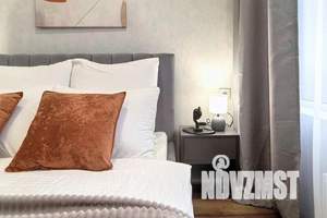 1-к квартира, посуточно, 42м2, 7/33 этаж