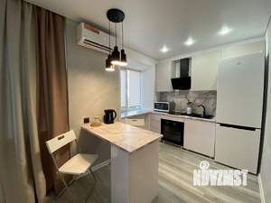 1-к квартира, посуточно, 46м2, 1/1 этаж