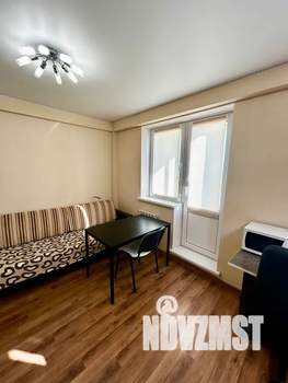 1-к квартира, посуточно, 37м2, 10/22 этаж