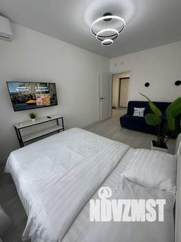 1-к квартира, посуточно, 33м2, 23/25 этаж