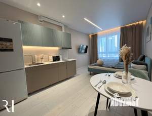 Студия квартира, посуточно, 27м2, 2/20 этаж