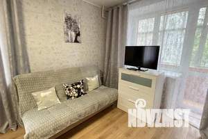 1-к квартира, посуточно, 33м2, 3/5 этаж