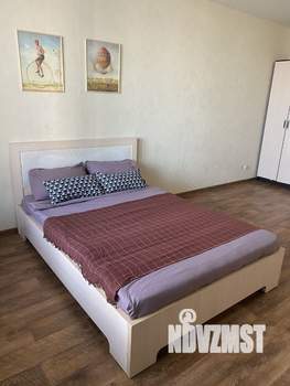 1-к квартира, посуточно, 45м2, 7/18 этаж