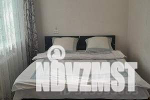 2-к квартира, посуточно, 45м2, 2/5 этаж