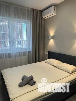 Студия квартира, посуточно, 23м2, 18/20 этаж