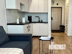 Студия квартира, посуточно, 38м2, 32/35 этаж