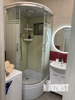 Студия квартира, посуточно, 30м2, 20/25 этаж