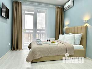 1-к квартира, посуточно, 42м2, 13/18 этаж