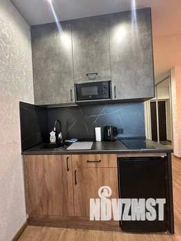 Студия квартира, посуточно, 29м2, 13/25 этаж