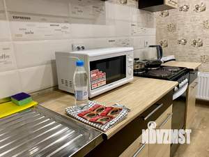 1-к квартира, посуточно, 38м2, 20/30 этаж