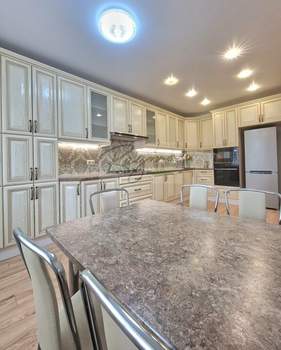 3-к квартира, на длительный срок, 96м2, 5/10 этаж